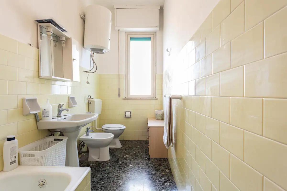 Top Floor Apartment Near Historic Fortino Catania Exterior photo
